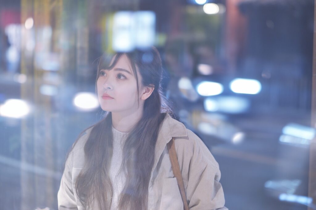 パパ活する女性のイメージ